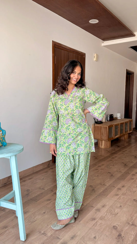 Kiwi Farshi Set