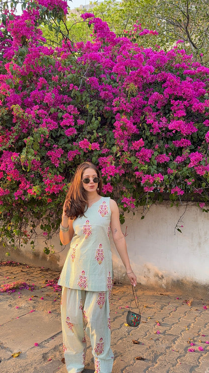 Forest Green Farshi Set