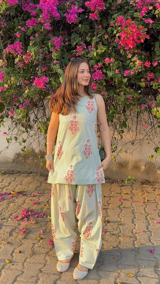 Forest Green Farshi Set